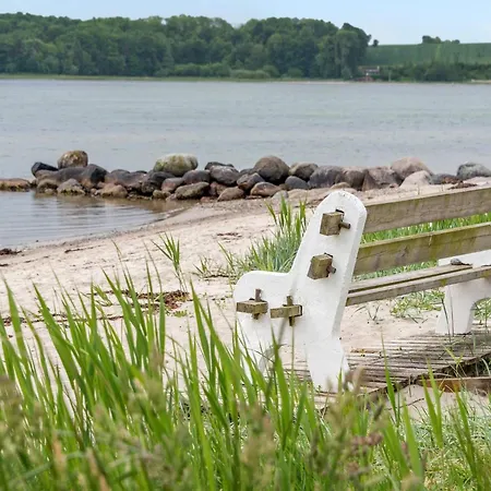 Luxury Retreat In Hejlsminde *
