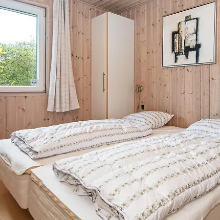 בית נופש Luxury Retreat In Hejlsminde *